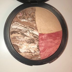 Baked blush and bronzer